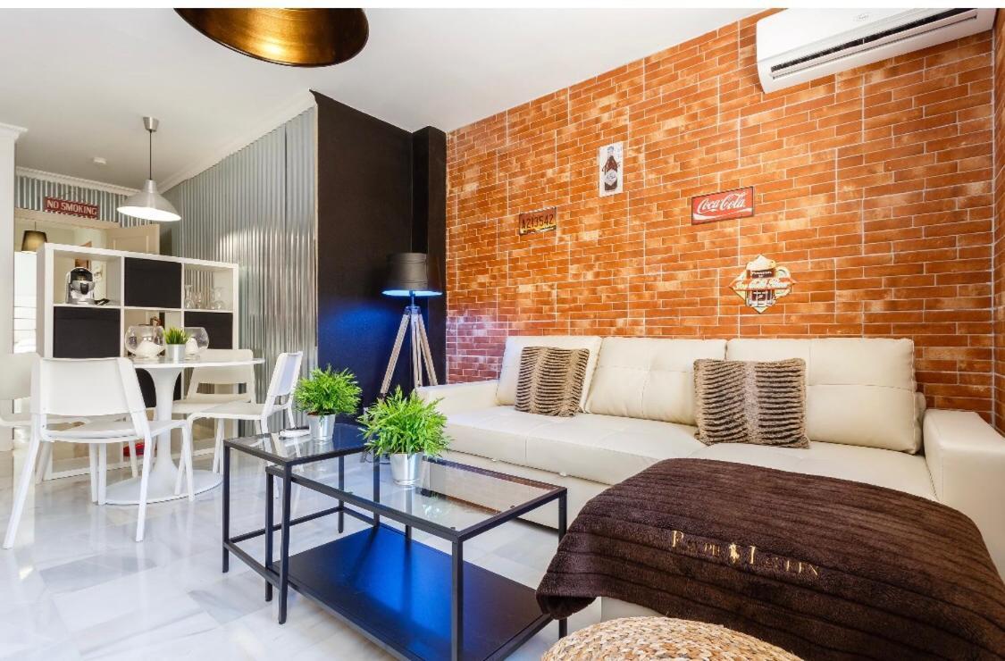 Apartamento Semi-Industrial Palacio Castilla Херес-де-ла-Фронтера Экстерьер фото